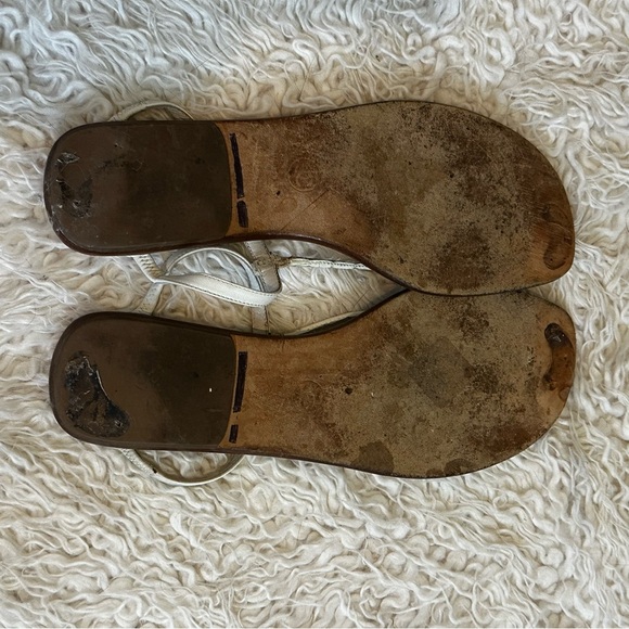 CHANEL White Leather Thong Sandals - Picture 4 of 5